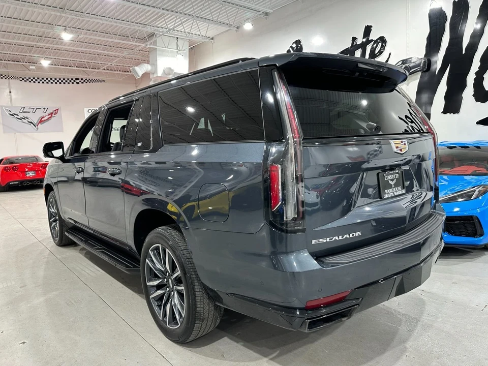 2021 Cadillac Escalade 5th Gen - Image 3 of 12