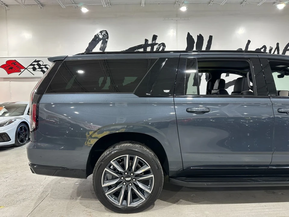 2021 Cadillac Escalade 5th Gen - Image 4 of 12