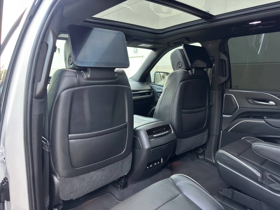2021 Cadillac Escalade 5th Gen - Image 11 of 12