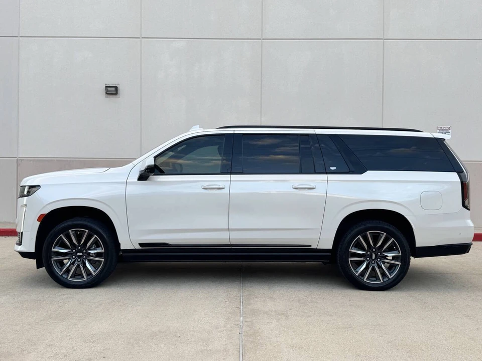 2021 Cadillac Escalade 5th Gen - Image 3 of 12