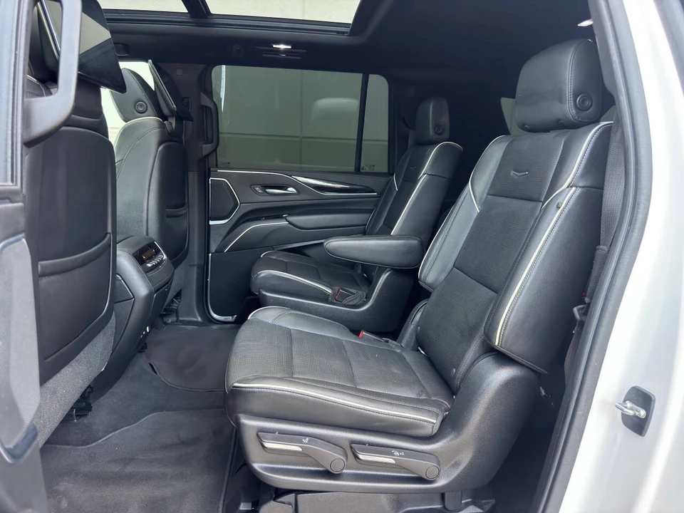 2021 Cadillac Escalade 5th Gen - Image 12 of 12