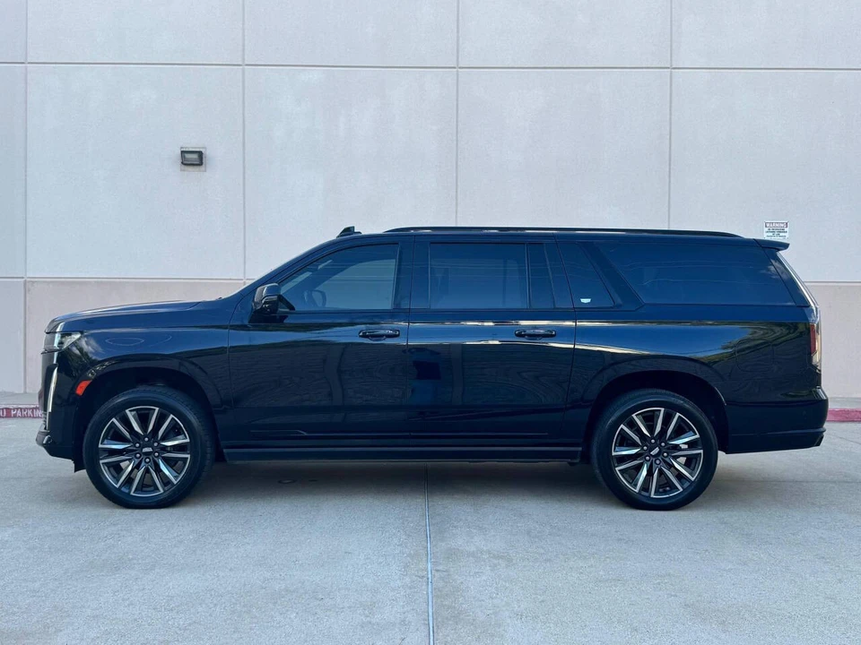 2021 Cadillac Escalade 5th Gen - Image 2 of 12