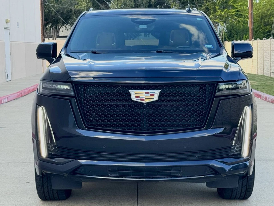 2021 Cadillac Escalade 5th Gen - Image 5 of 12