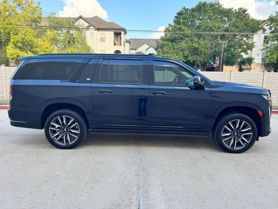 2021 Cadillac Escalade 5th Gen - Image 7 of 12
