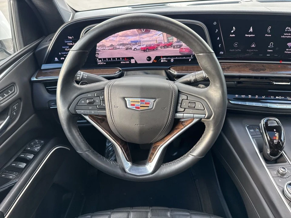 2021 Cadillac Escalade 5th Gen - Image 16 of 21
