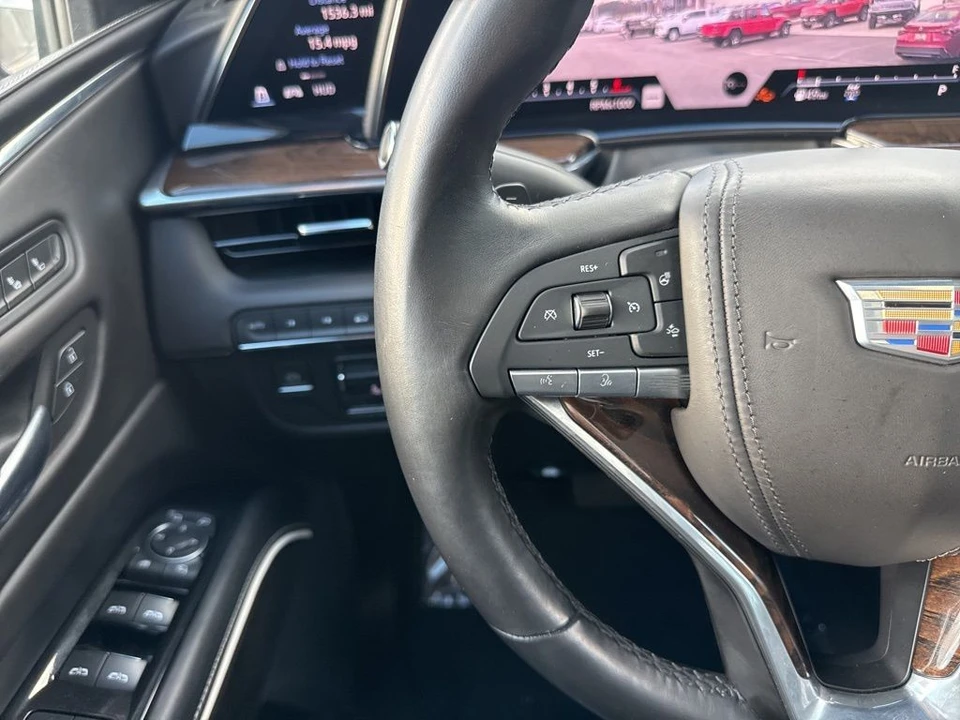 2021 Cadillac Escalade 5th Gen - Image 17 of 21