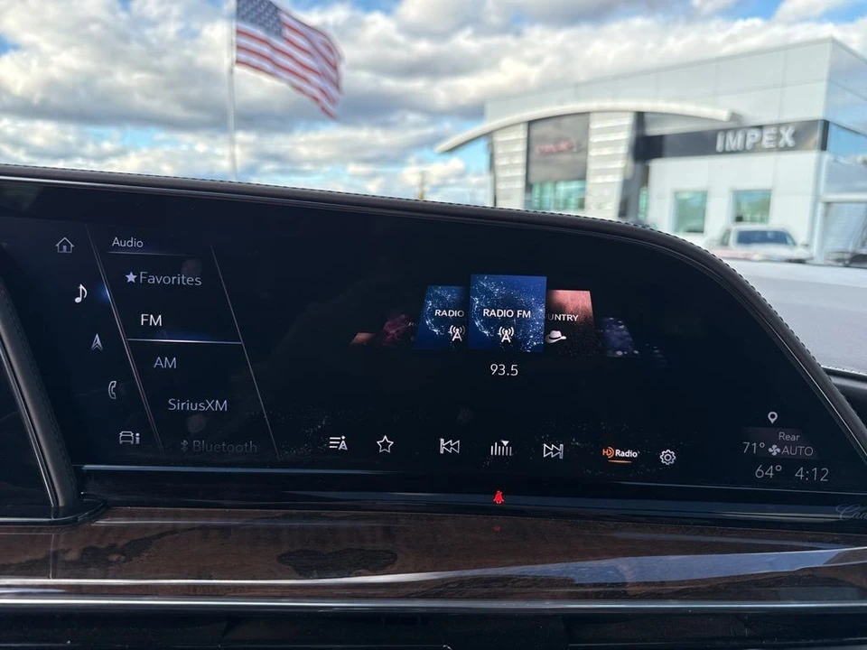 2021 Cadillac Escalade 5th Gen - Image 20 of 21