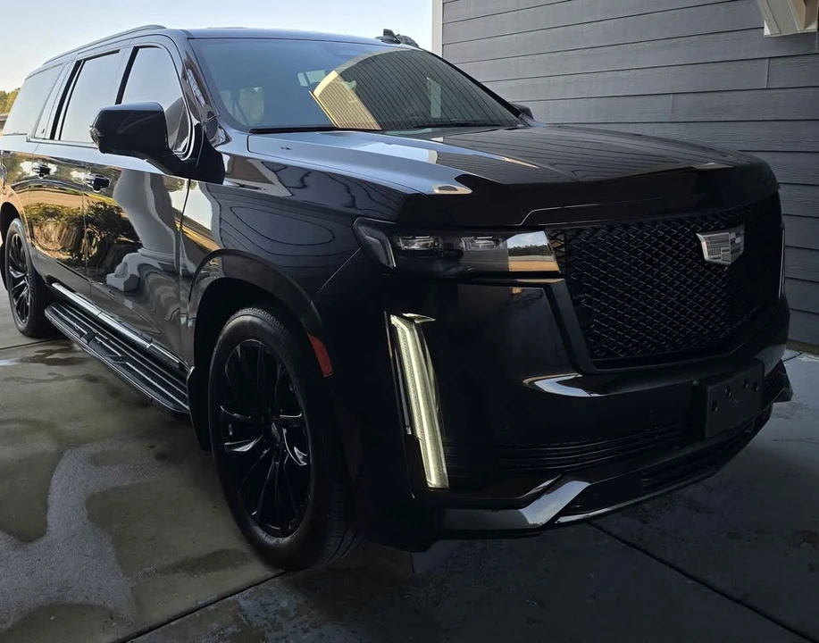 2021 Cadillac Escalade 5th Gen - Image 3 of 9