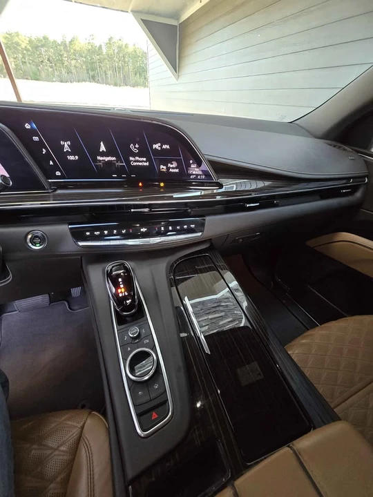 2021 Cadillac Escalade 5th Gen - Image 7 of 9