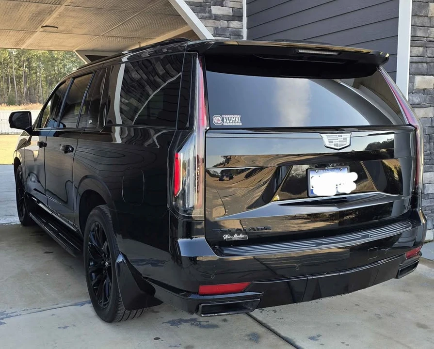2021 Cadillac Escalade 5th Gen - Image 5 of 9