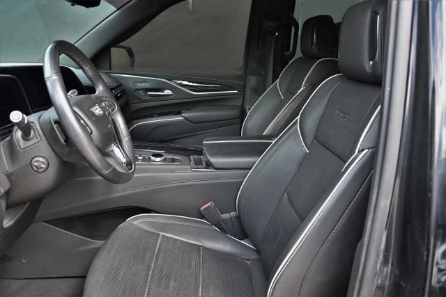2021 Cadillac Escalade 5th Gen - Image 18 of 21
