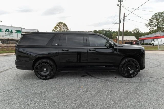 2021 Cadillac Escalade 5th Gen - Image 11 of 21