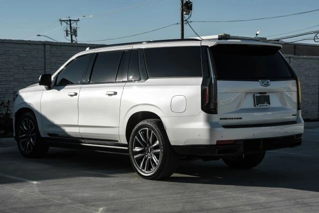 2021 Cadillac Escalade 5th Gen - Image 10 of 21