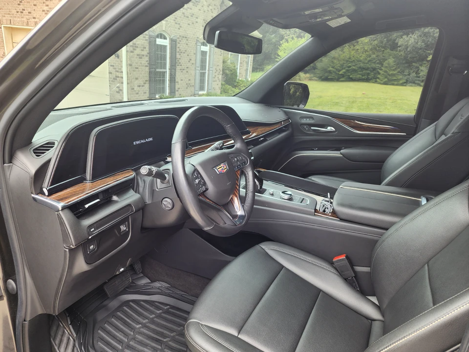 2021 Cadillac Escalade 5th Gen - Image 5 of 7