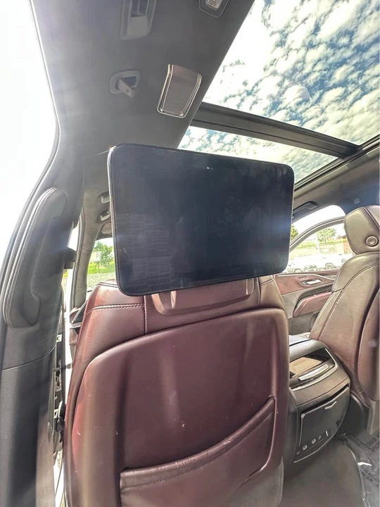 2021 Cadillac Escalade 5th Gen - Image 9 of 11