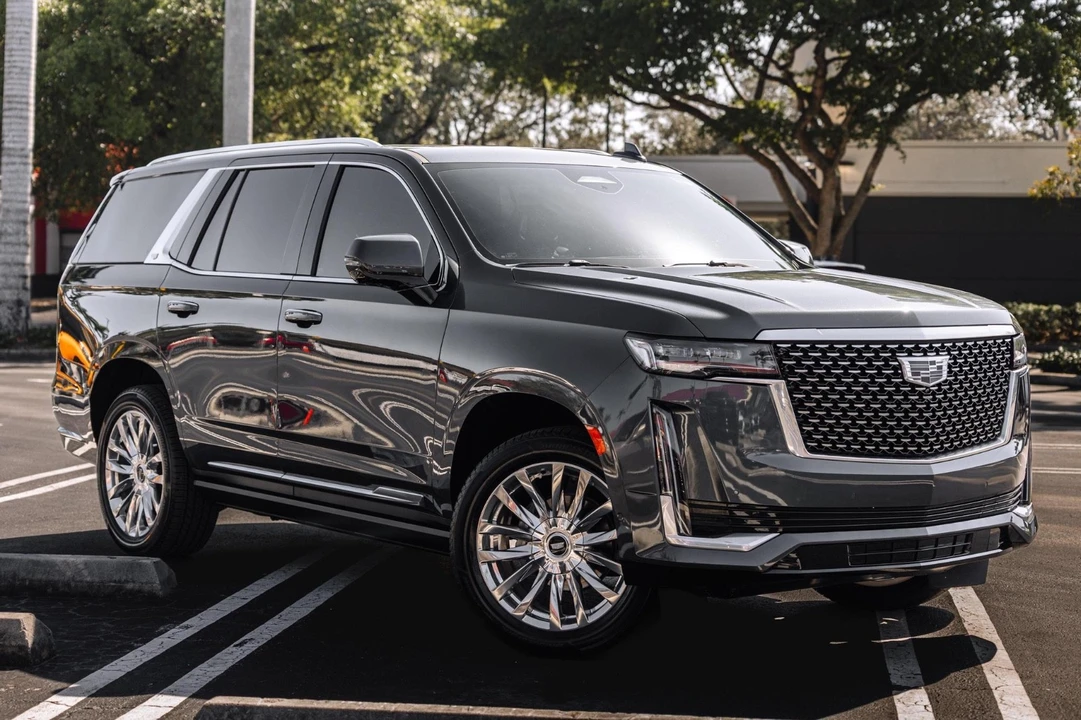2021 Cadillac Escalade 5th Gen - Image 17 of 21