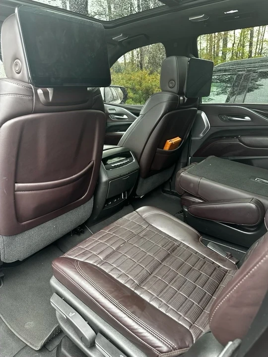 2021 Cadillac Escalade 5th Gen - Image 9 of 9