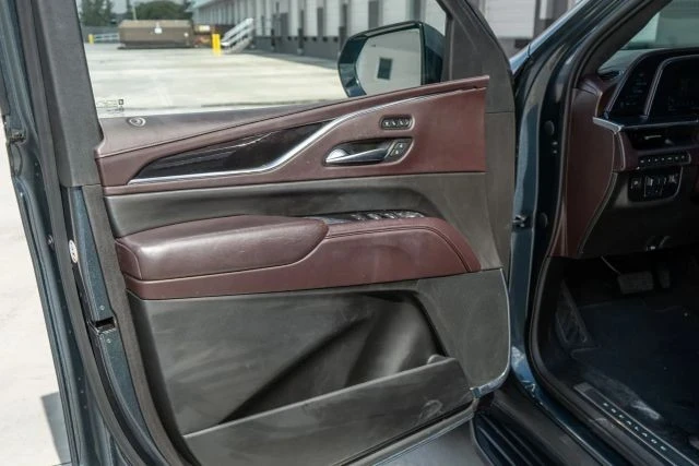 2021 Cadillac Escalade 5th Gen - Image 9 of 21