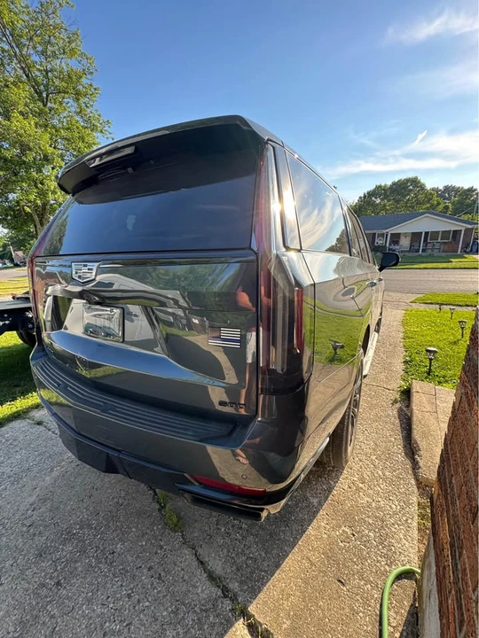 2021 Cadillac Escalade 5th Gen - Image 7 of 8