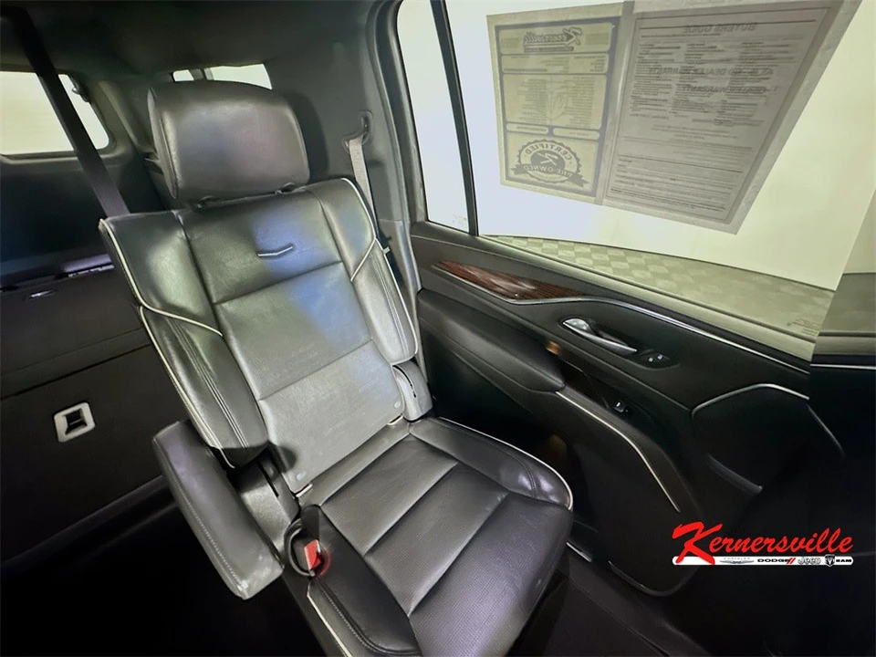 2021 Cadillac Escalade 5th Gen - Image 14 of 21
