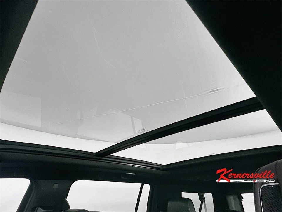 2021 Cadillac Escalade 5th Gen - Image 20 of 21
