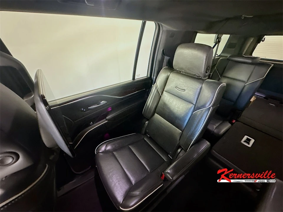2021 Cadillac Escalade 5th Gen - Image 12 of 21