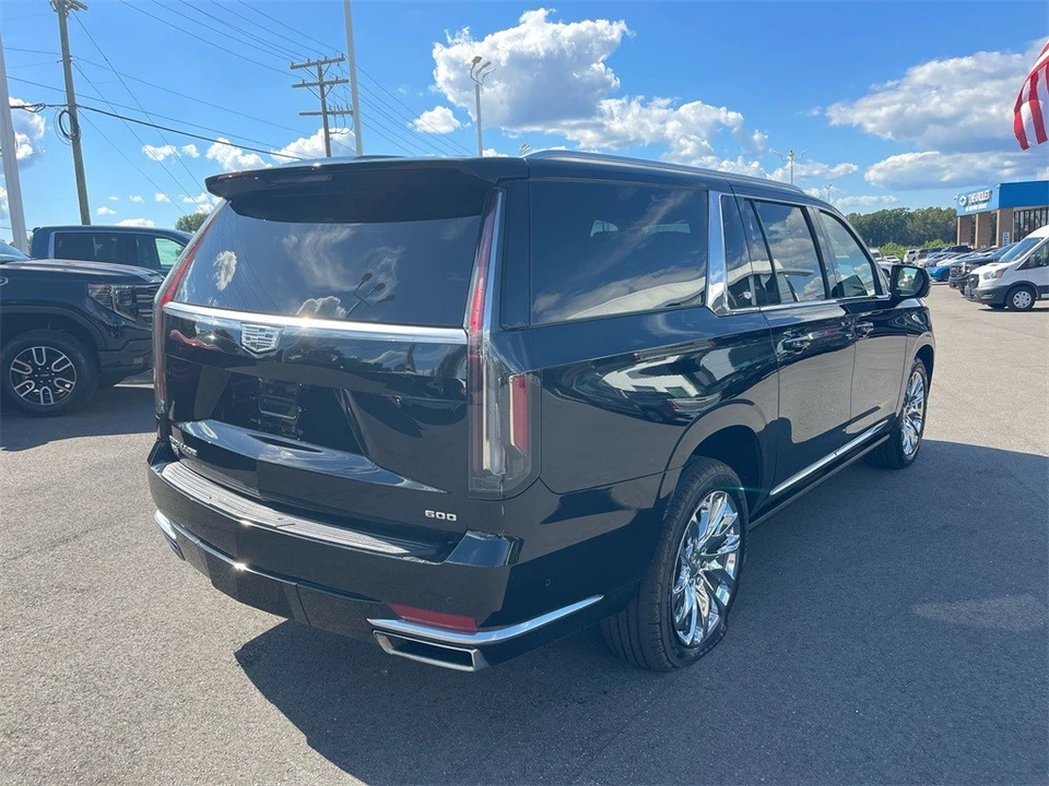 2021 Cadillac Escalade 5th Gen - Image 5 of 12