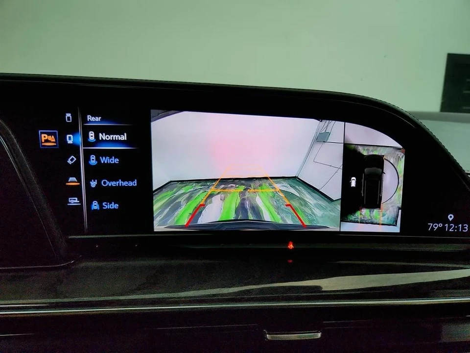 2021 Cadillac Escalade 5th Gen - Image 15 of 21