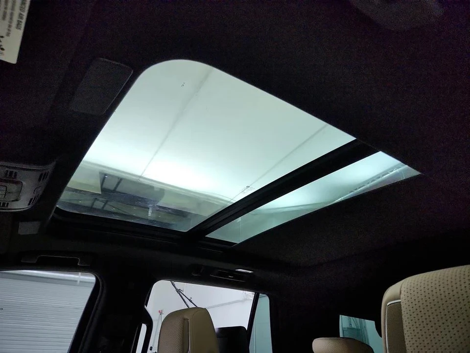 2021 Cadillac Escalade 5th Gen - Image 13 of 21