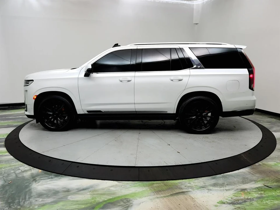2021 Cadillac Escalade 5th Gen - Image 8 of 12