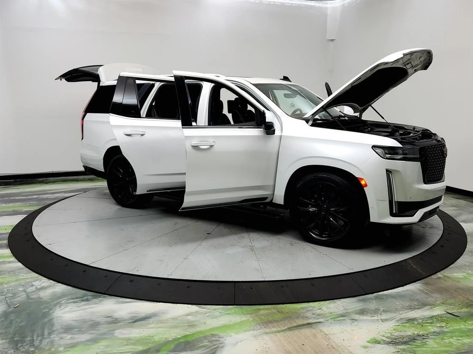 2021 Cadillac Escalade 5th Gen - Image 10 of 21