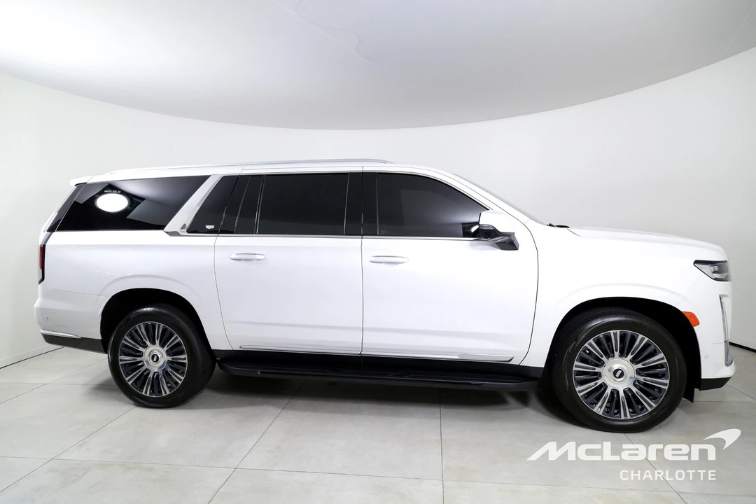 2021 Cadillac Escalade 5th Gen - Image 9 of 12
