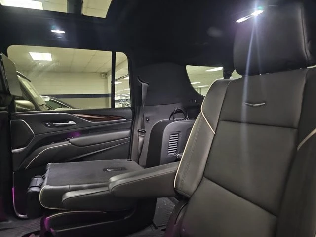 2021 Cadillac Escalade 5th Gen - Image 8 of 12