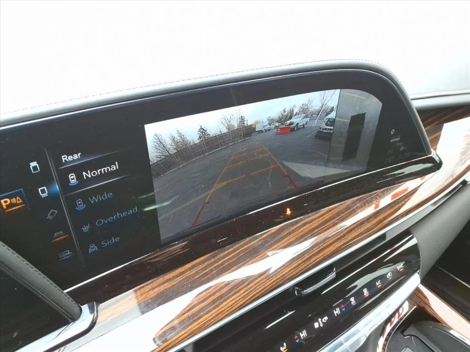 2021 Cadillac Escalade 5th Gen - Image 10 of 21