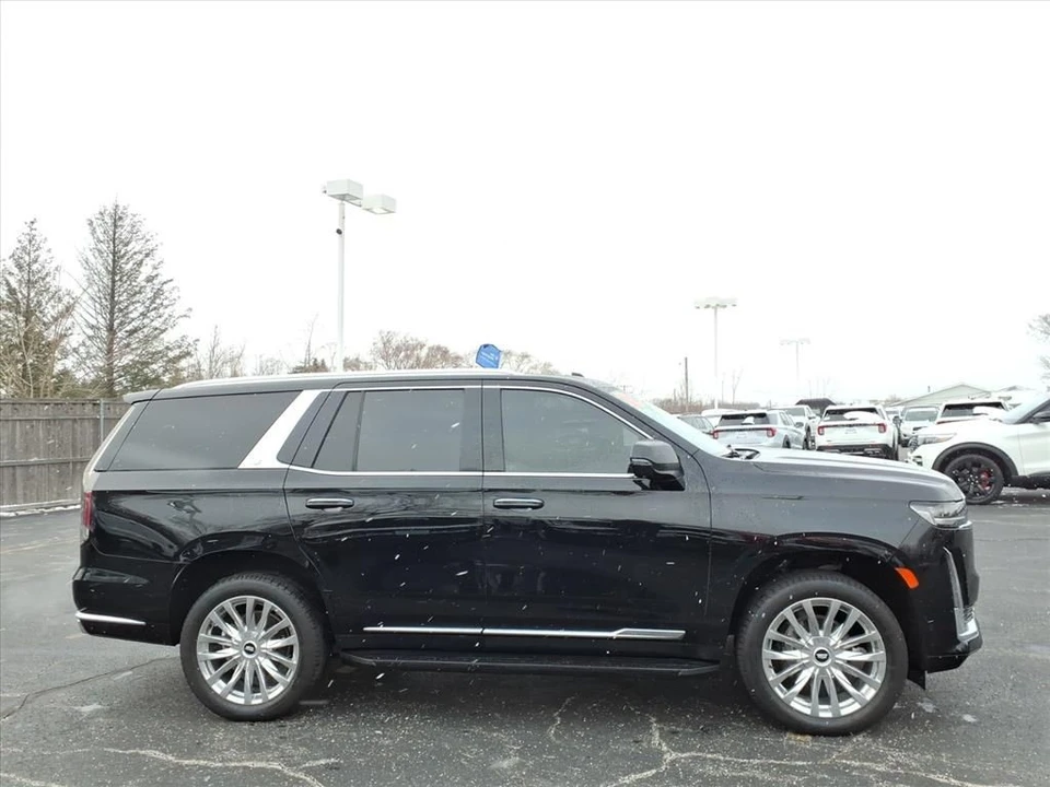 2021 Cadillac Escalade 5th Gen - Image 8 of 21