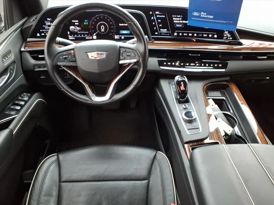 2021 Cadillac Escalade 5th Gen - Image 9 of 21