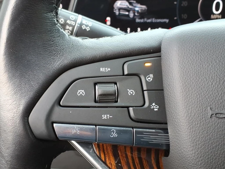 2021 Cadillac Escalade 5th Gen - Image 19 of 21