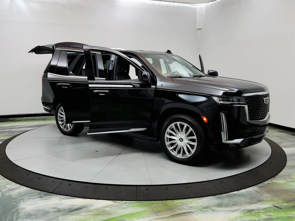 2021 Cadillac Escalade 5th Gen - Image 10 of 12