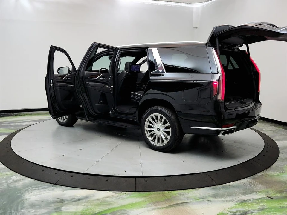 2021 Cadillac Escalade 5th Gen - Image 12 of 12
