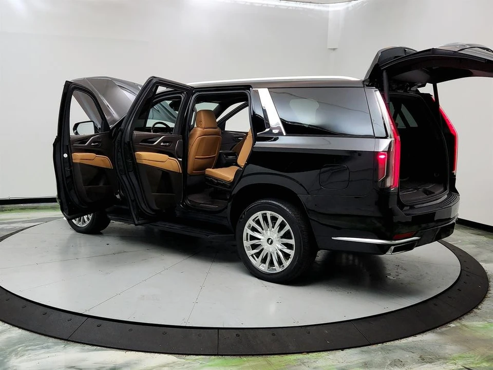 2021 Cadillac Escalade 5th Gen - Image 12 of 12