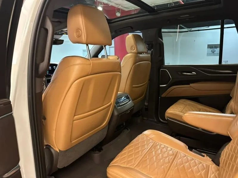 2021 Cadillac Escalade 5th Gen - Image 10 of 12