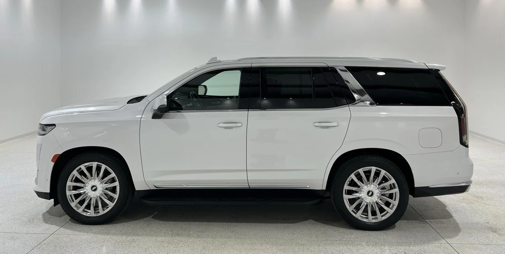 2021 Cadillac Escalade 5th Gen - Image 2 of 21