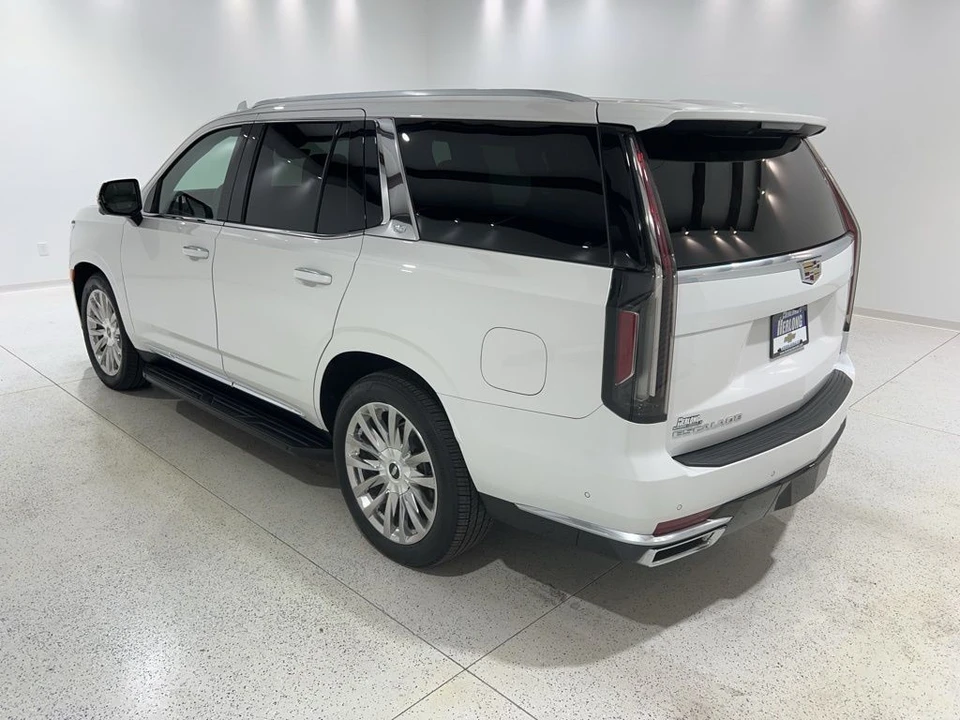 2021 Cadillac Escalade 5th Gen - Image 3 of 21