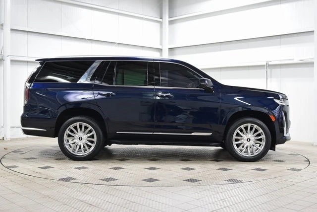 2021 Cadillac Escalade 5th Gen - Image 9 of 12