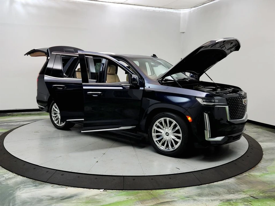 2021 Cadillac Escalade 5th Gen - Image 10 of 21