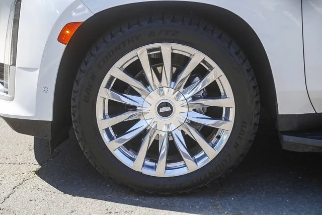 2021 Cadillac Escalade 5th Gen - Image 9 of 21
