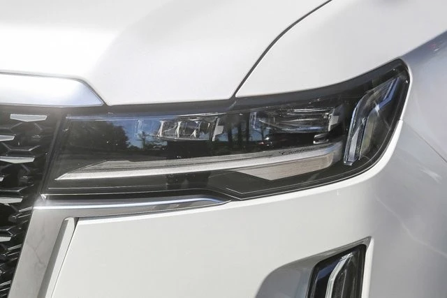2021 Cadillac Escalade 5th Gen - Image 7 of 21
