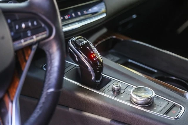 2021 Cadillac Escalade 5th Gen - Image 18 of 21