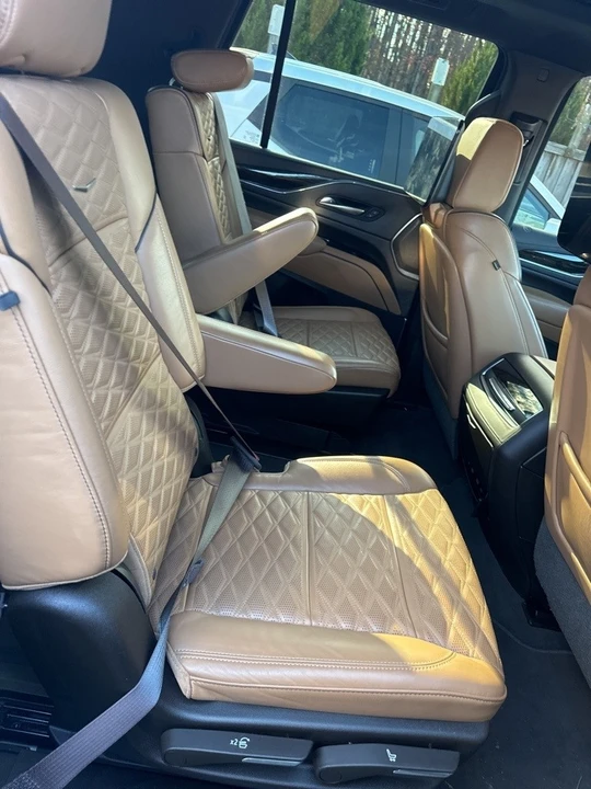 2021 Cadillac Escalade 5th Gen - Image 9 of 21