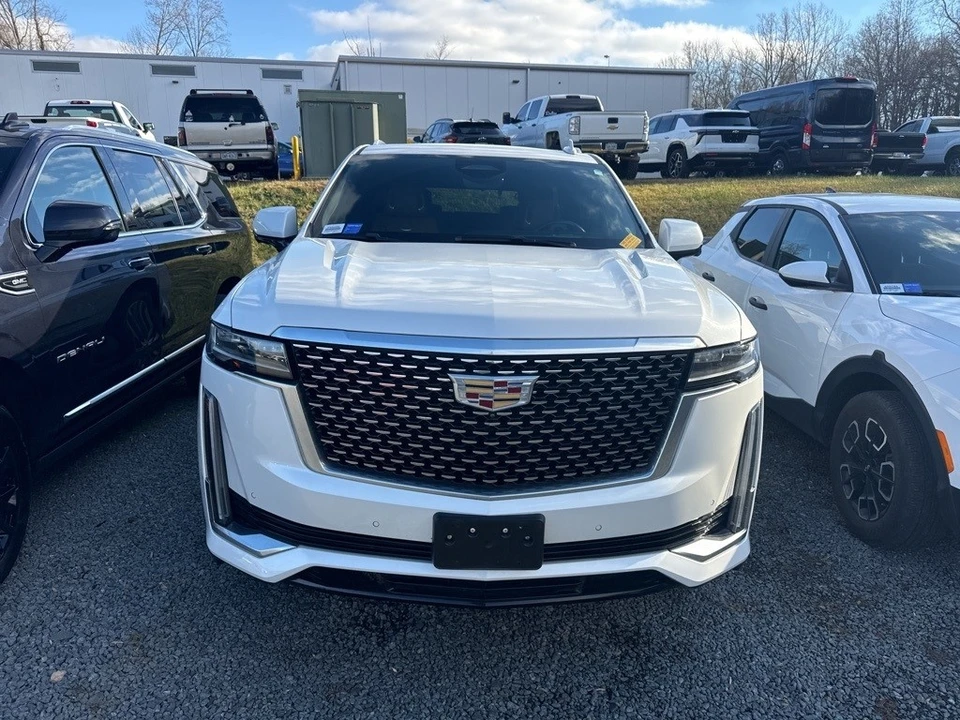 2021 Cadillac Escalade 5th Gen - Image 2 of 21